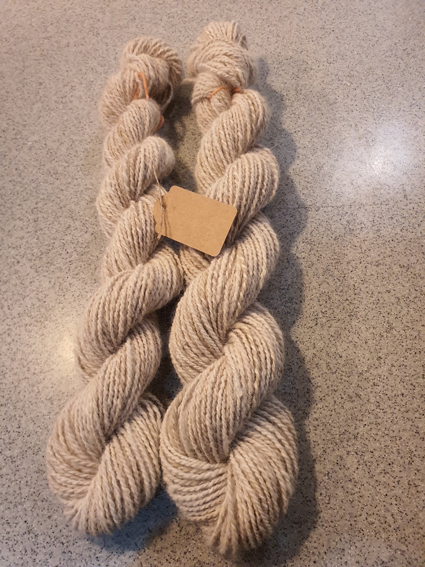 Pet fur yarn - Spinning service (Chiengora). Your pet's fur hand spun into yarn. Dogs, cats, rabbits, fur yarn.