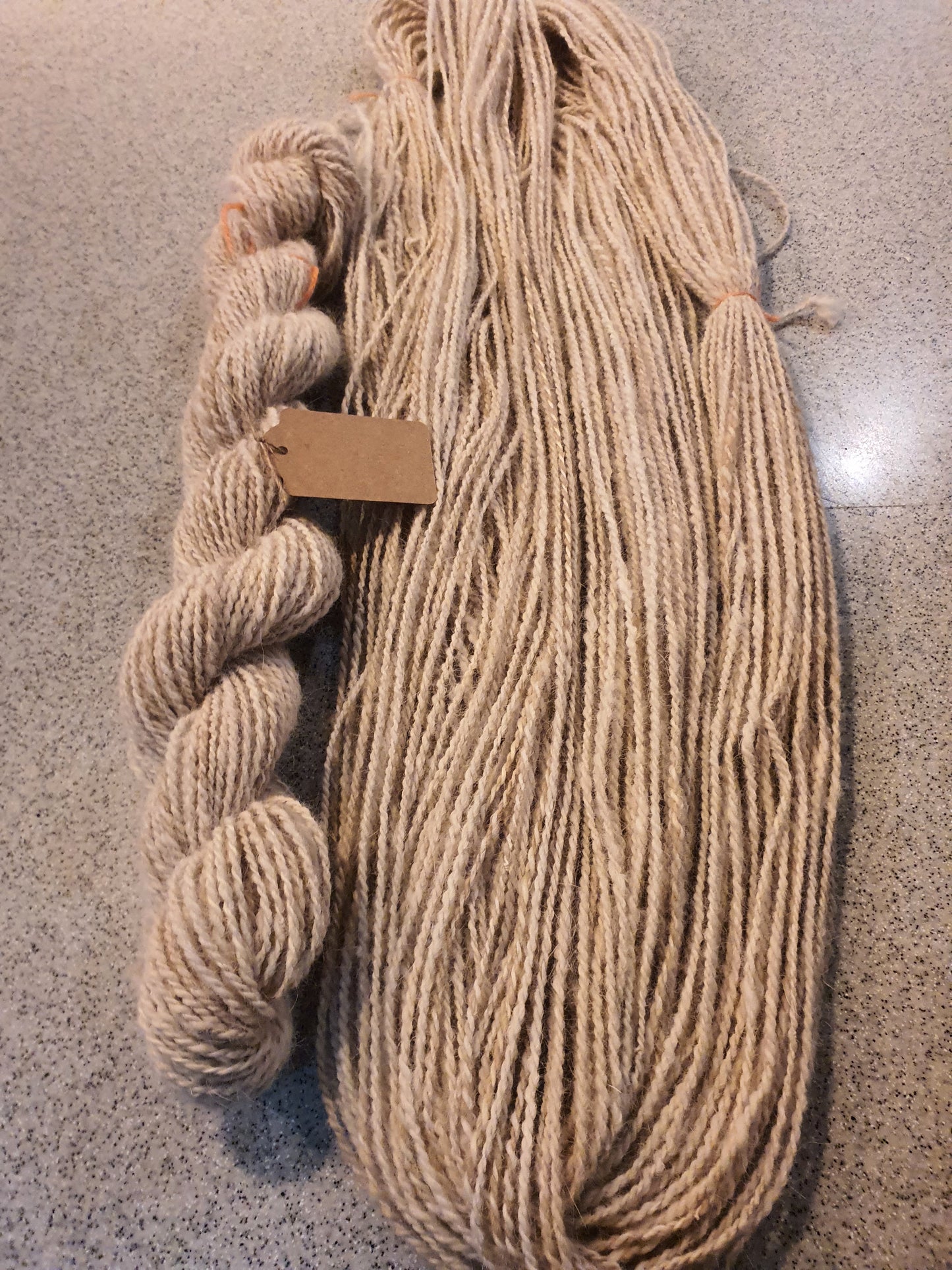 Pet fur yarn - Spinning service (Chiengora). Your pet's fur hand spun into yarn. Dogs, cats, rabbits, fur yarn.