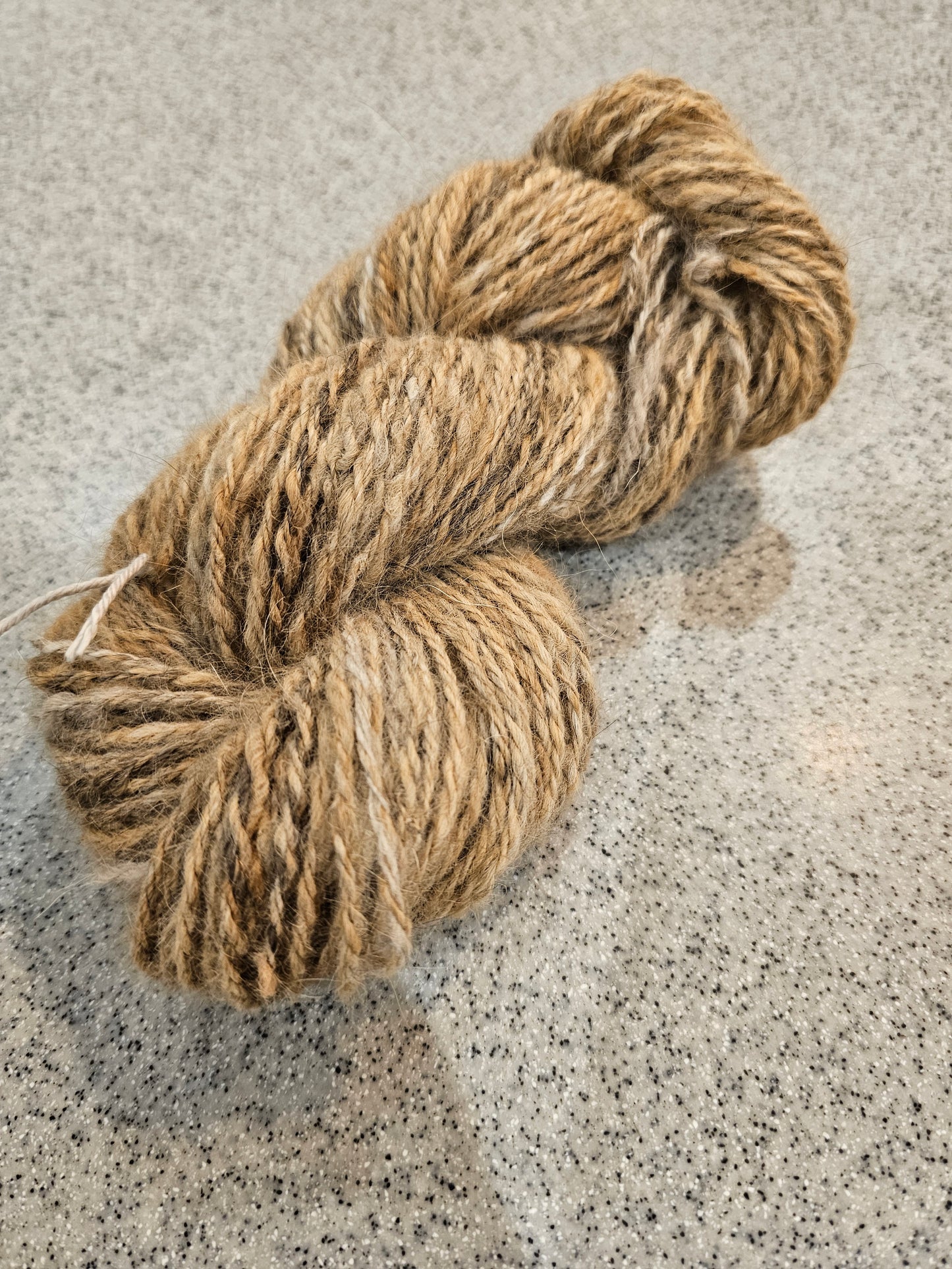 Pet fur yarn - Spinning service (Chiengora). Your pet's fur hand spun into yarn. Dogs, cats, rabbits, fur yarn.
