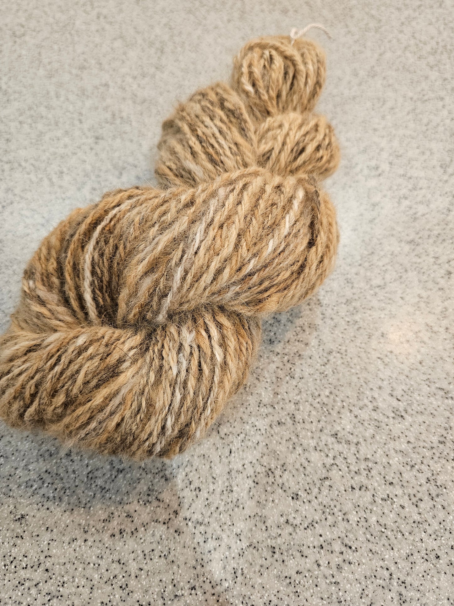 Pet fur yarn - Spinning service (Chiengora). Your pet's fur hand spun into yarn. Dogs, cats, rabbits, fur yarn.