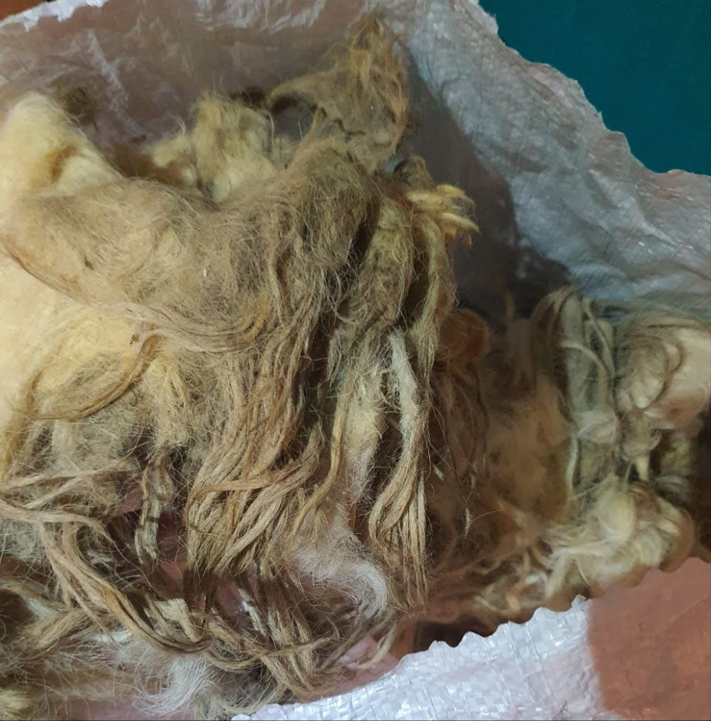 Raw fleece for gardening