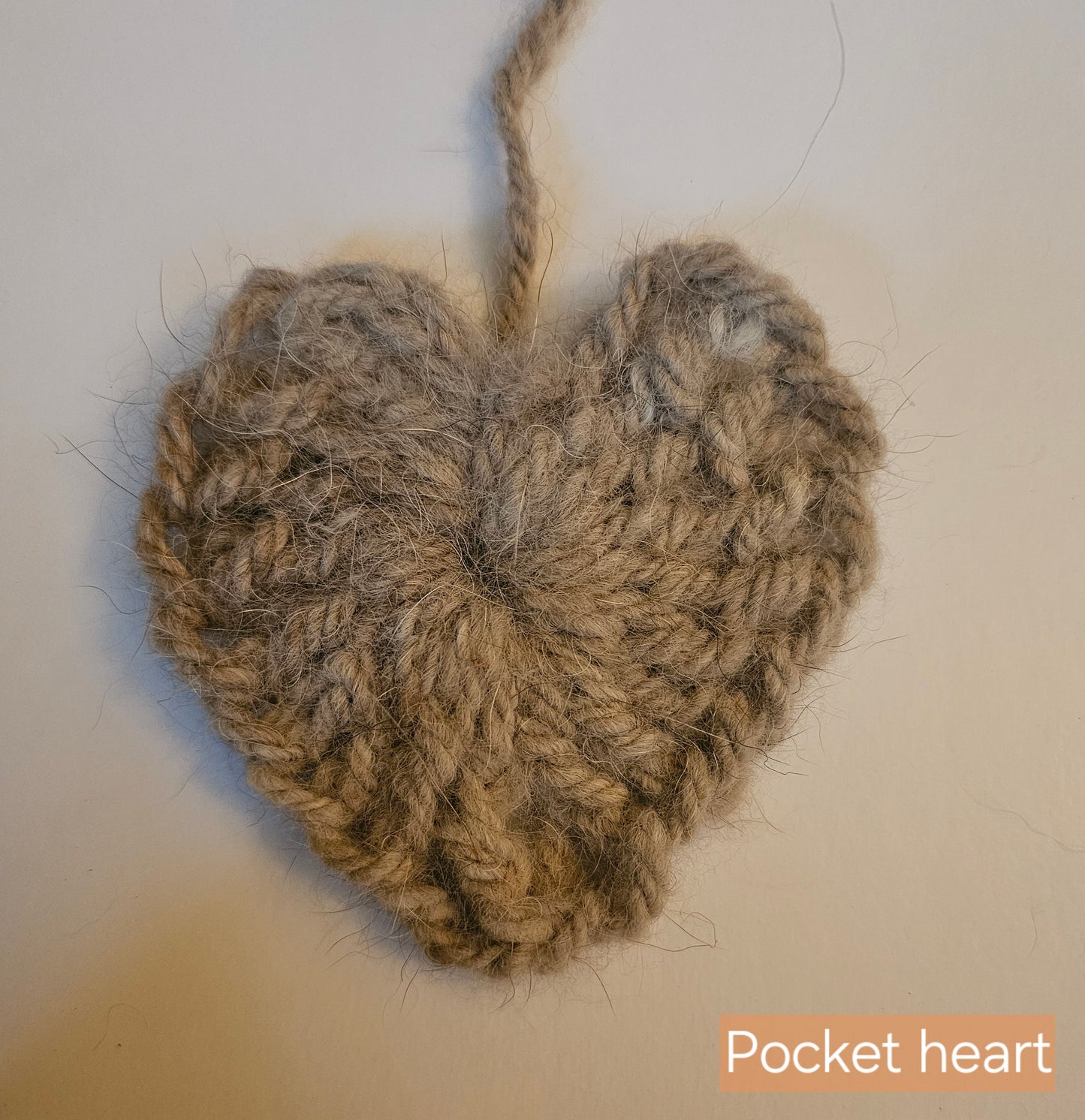 Pet fur yarn heart keepsake. Have your pets fur turned into something you can keep forever. Dog, cat, rabbit, memorial/keepsake cheingora