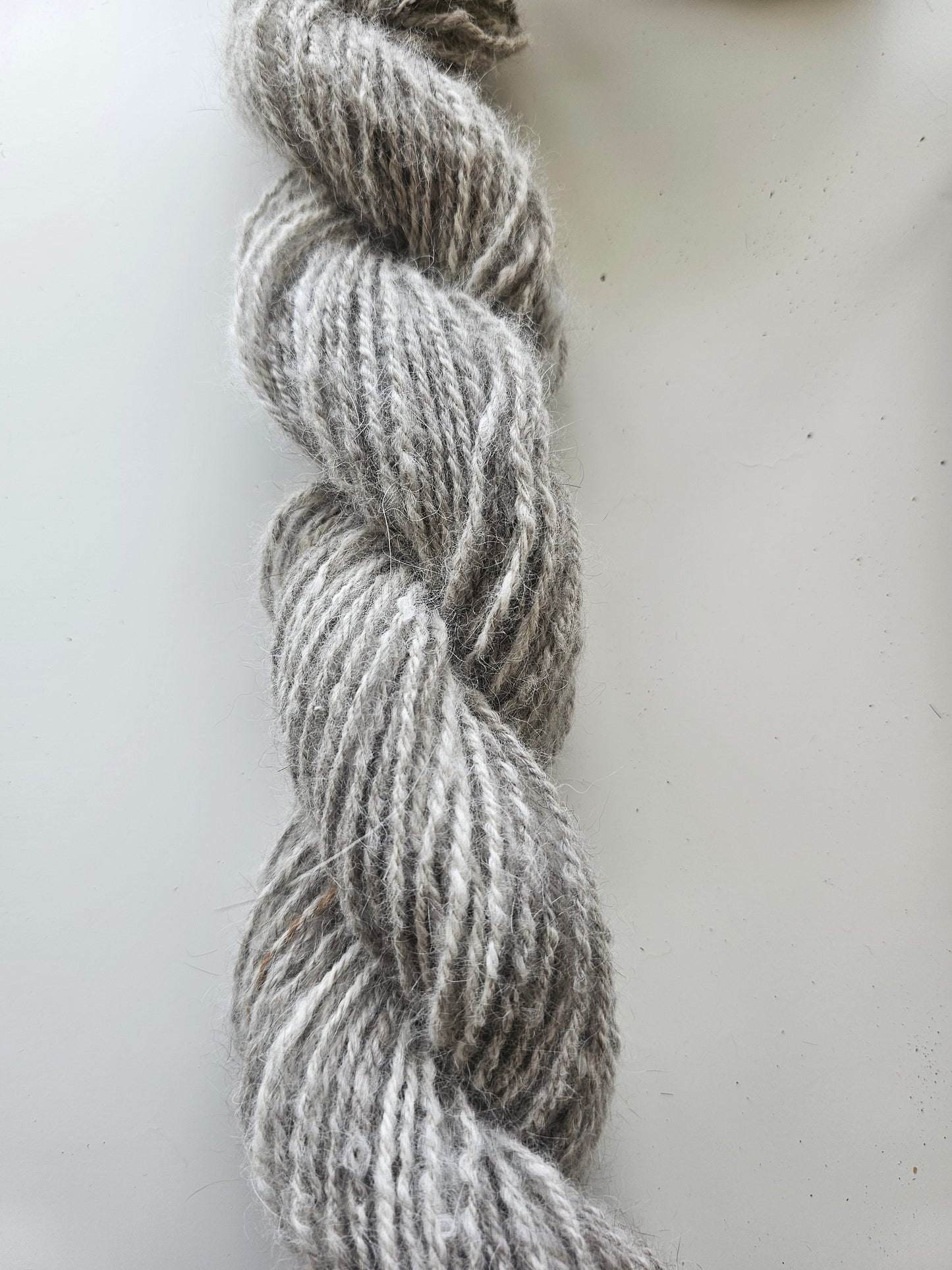 Pet fur yarn - Spinning service (Chiengora). Your pet's fur hand spun into yarn. Dogs, cats, rabbits, fur yarn.