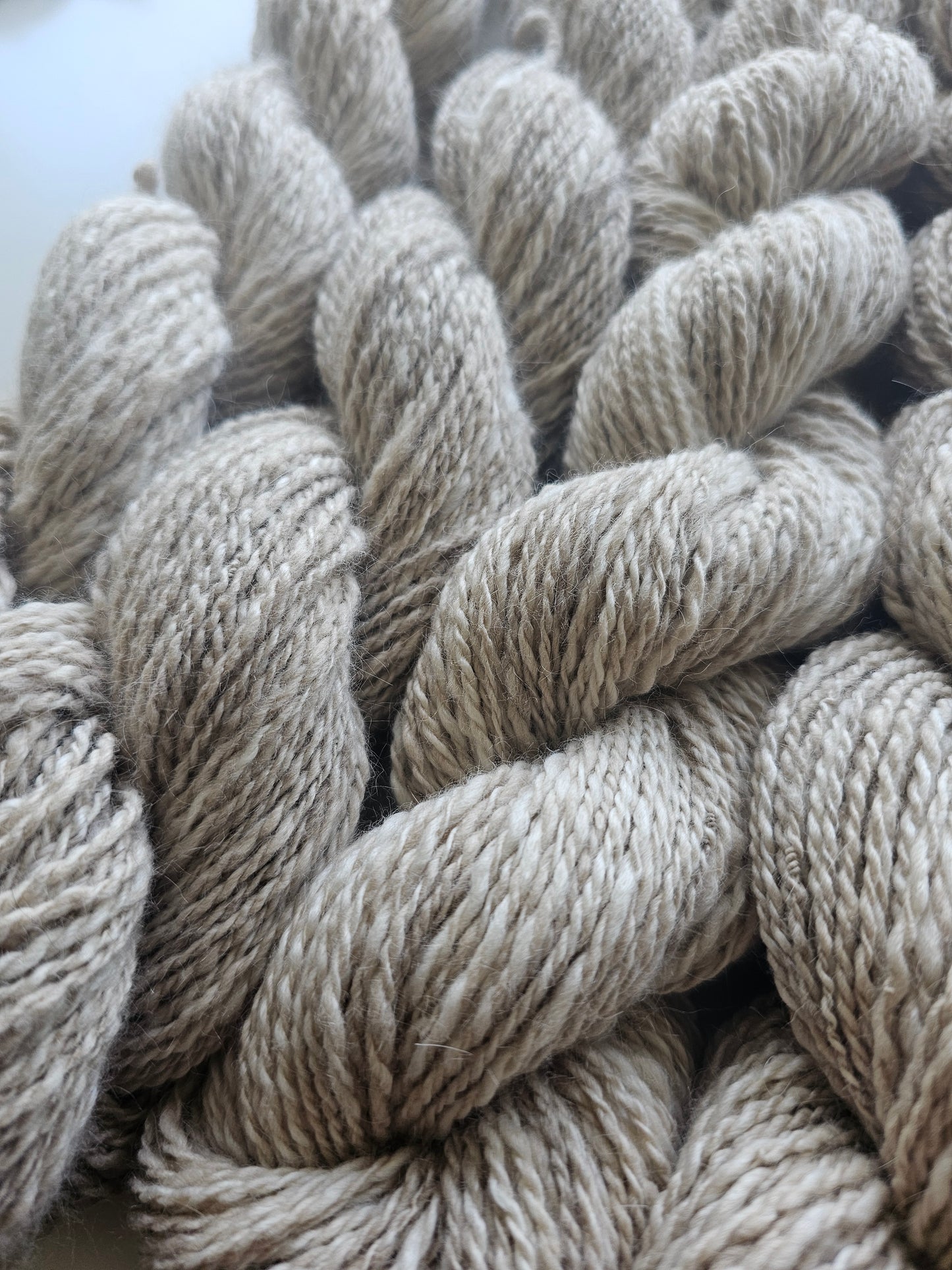 Pet fur yarn - Spinning service (Chiengora). Your pet's fur hand spun into yarn. Dogs, cats, rabbits, fur yarn.