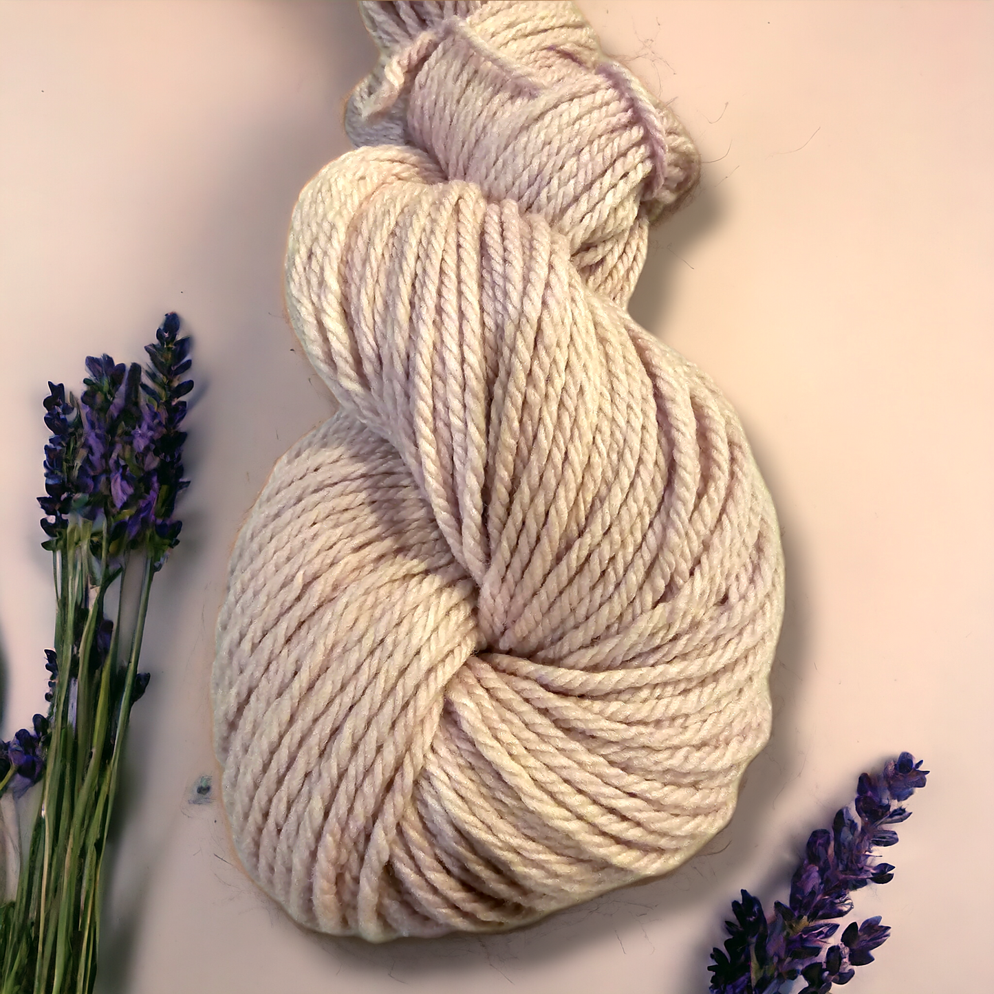 Hand dyed yarn - Heather collection (pastel pink)