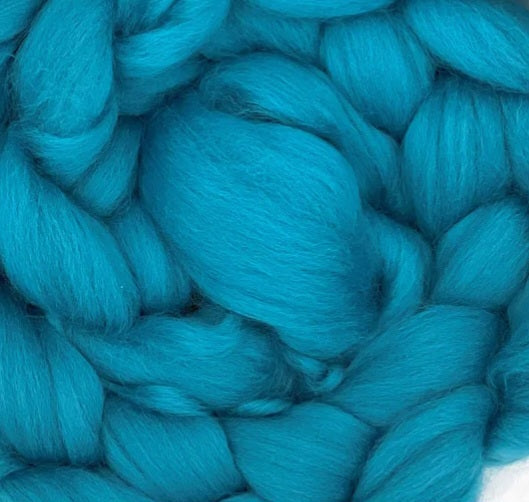 Merino wool roving - Cerulean blue