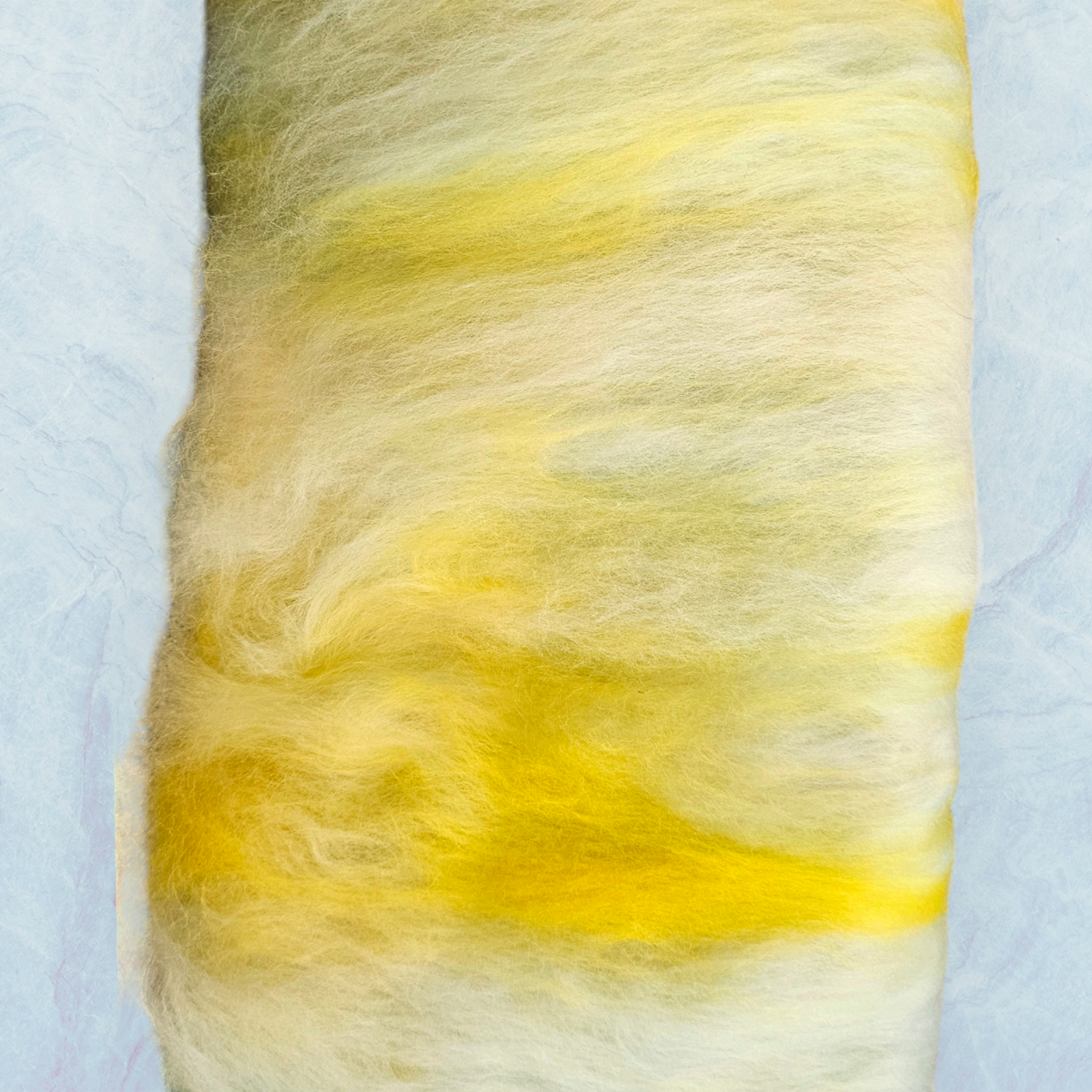 Spring Daffodils. Beautiful wool batt perfect for spinning into yarn, felting or weaving.