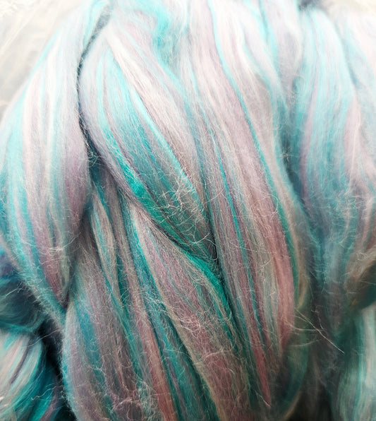 Unicorn merino roving (Top)