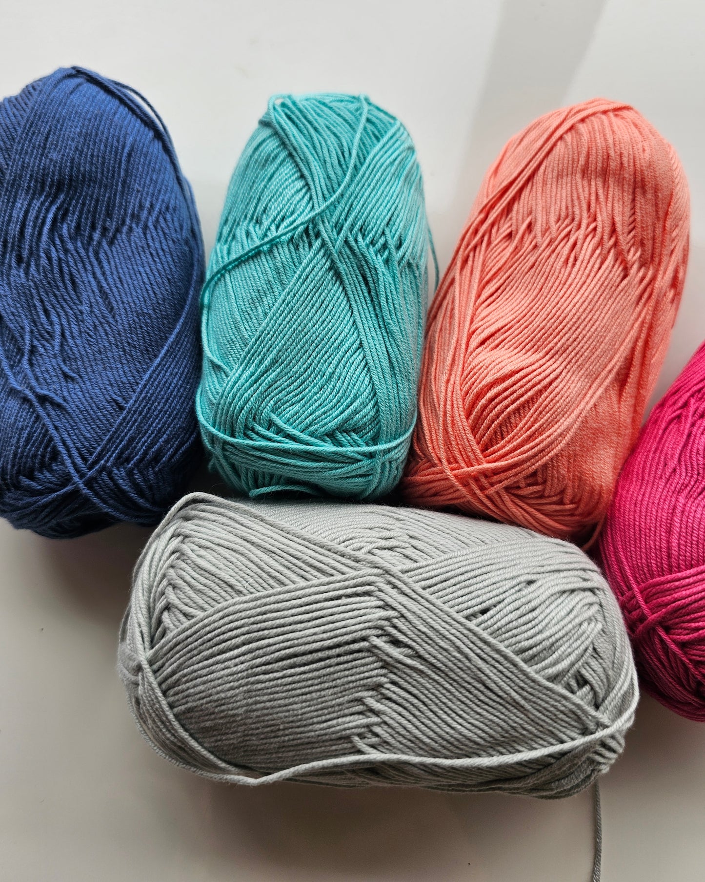 Cotton blend Yarn (Cotton touch)