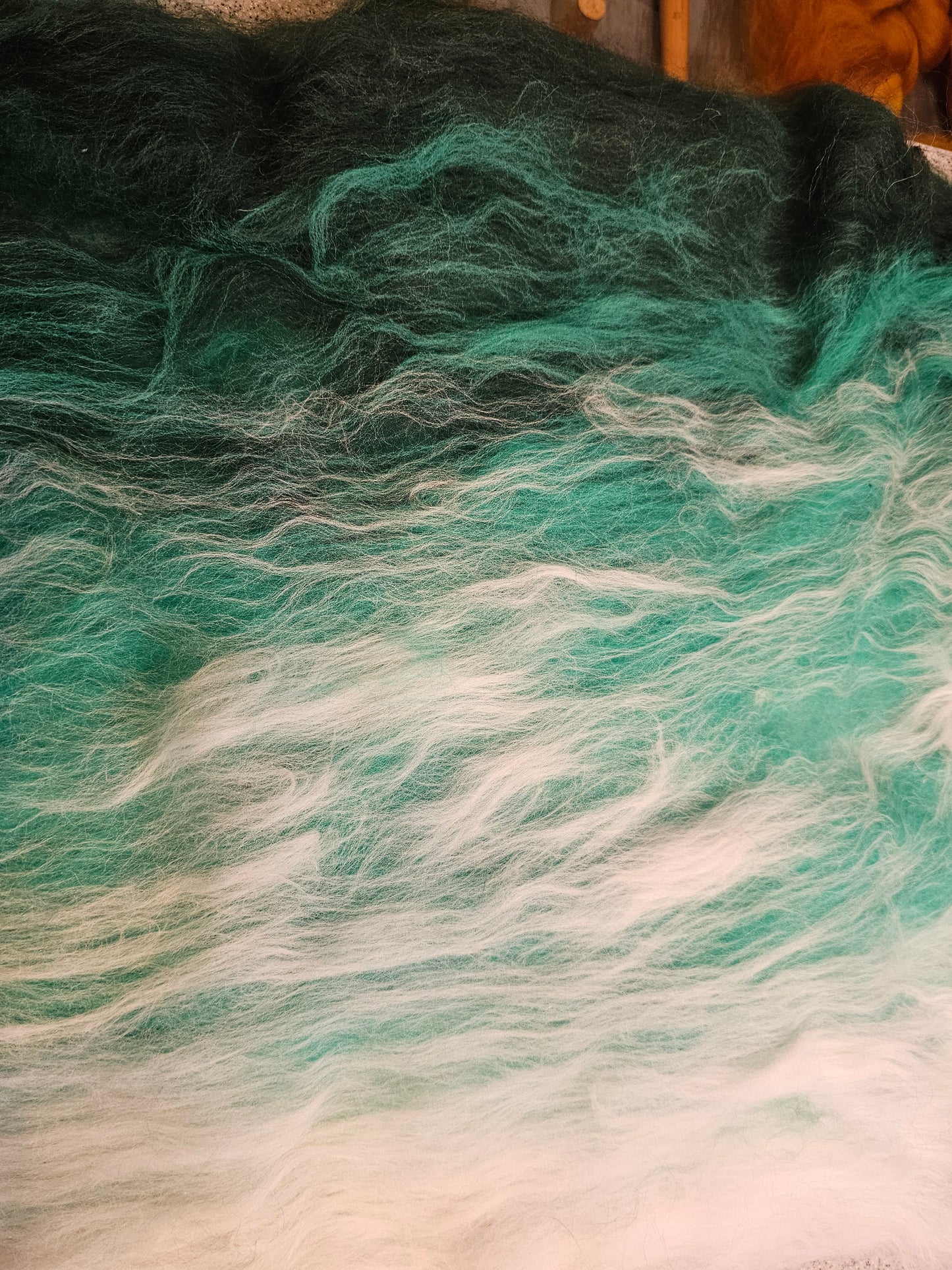 Ombre green. Beautiful batt perfect for spinning into yarn, felting or weaving.