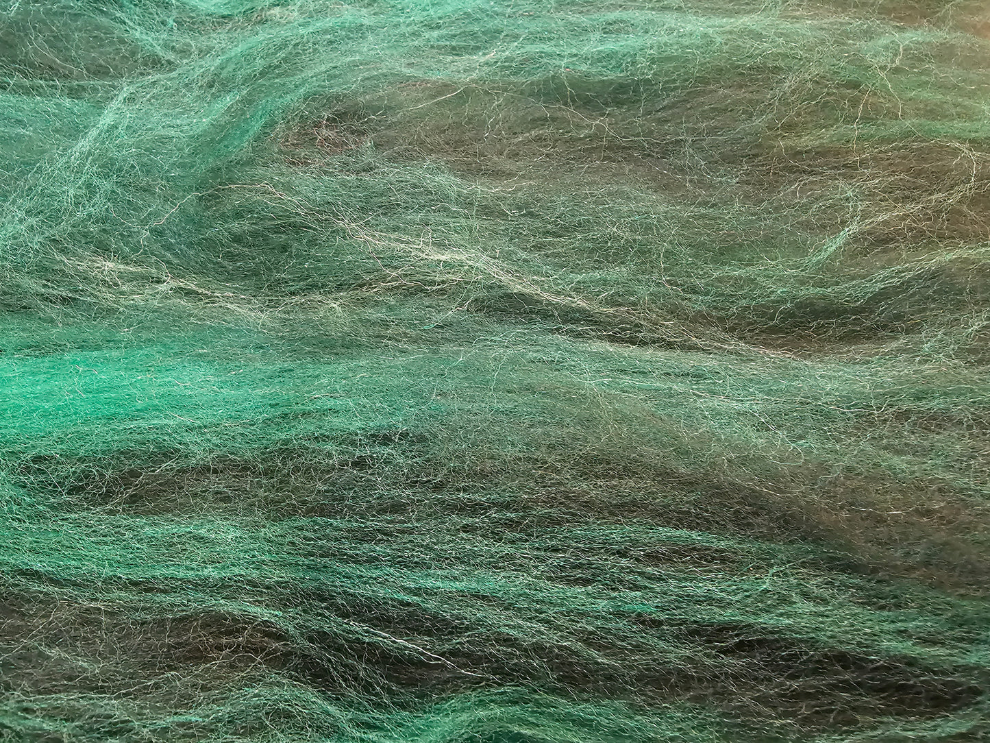 Ivy Green. Beautiful wool batt perfect for spinning into yarn, felting or weaving.