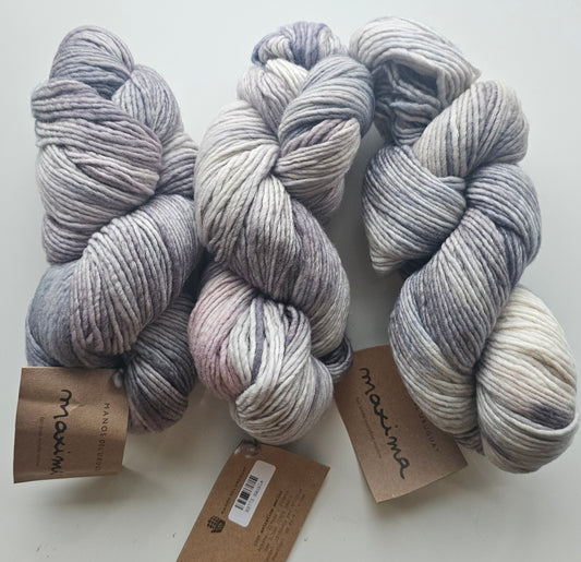 Manos Del Uruguay Maxima- Marble (9775)